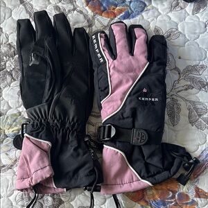 Kemper Women's Black and Pink Gloves